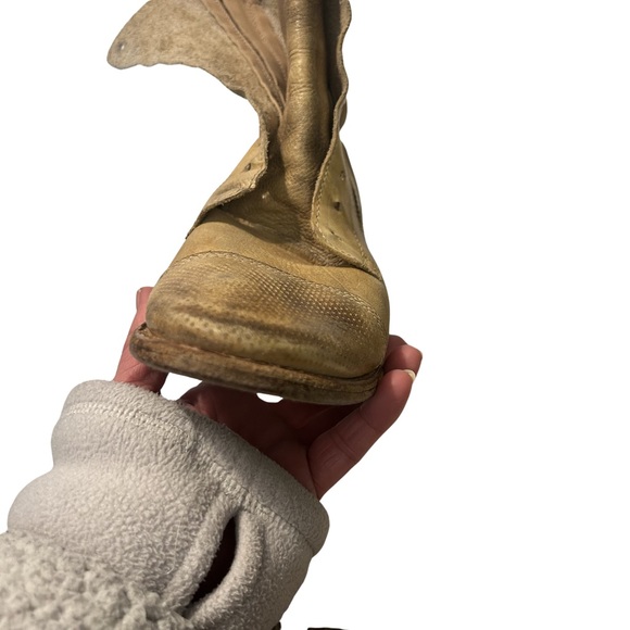 Bed STU Distressed cobbler boots handcrafted women’s size 7 leather boots laced - Picture 4 of 11